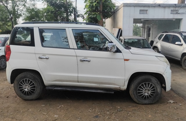 View Mahindra TUV300 Image 7 Used Mahindra TUV300 Image 7