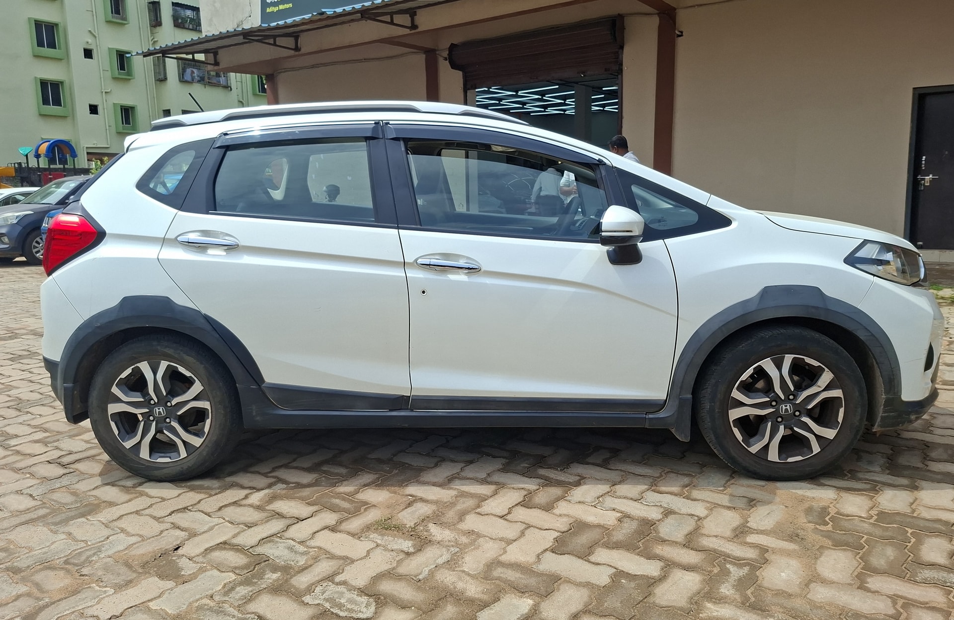 View 2017 Honda WR-V VX MT Petrol BS IV Image 8 Used 2017 Honda WR-V VX MT Petrol BS IV Image 8