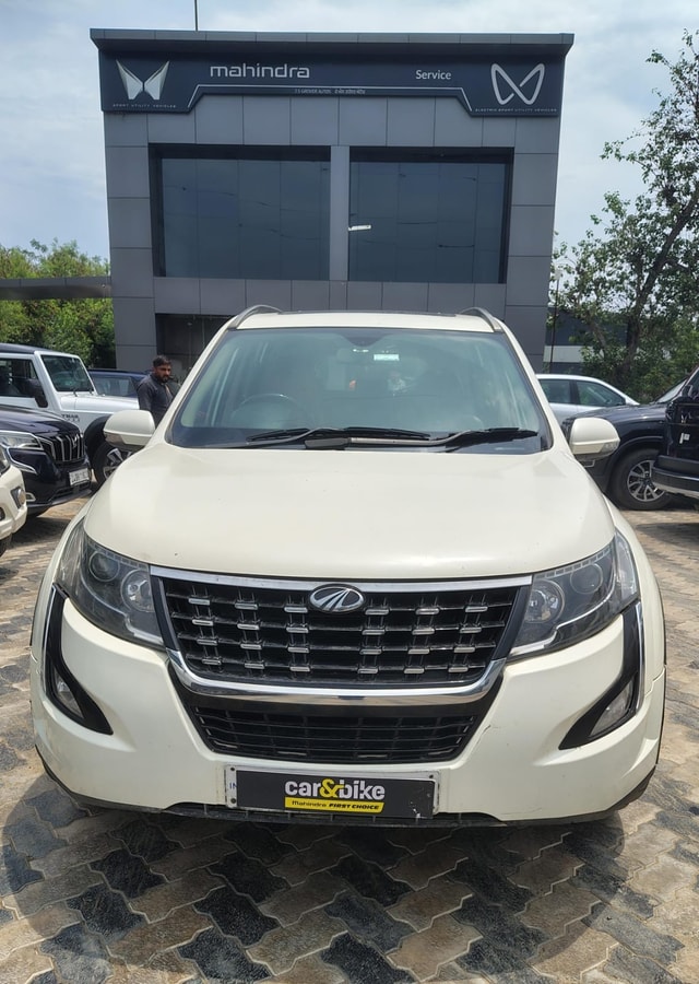 View Mahindra XUV500 Image 1 Used Mahindra XUV500 Image 1
