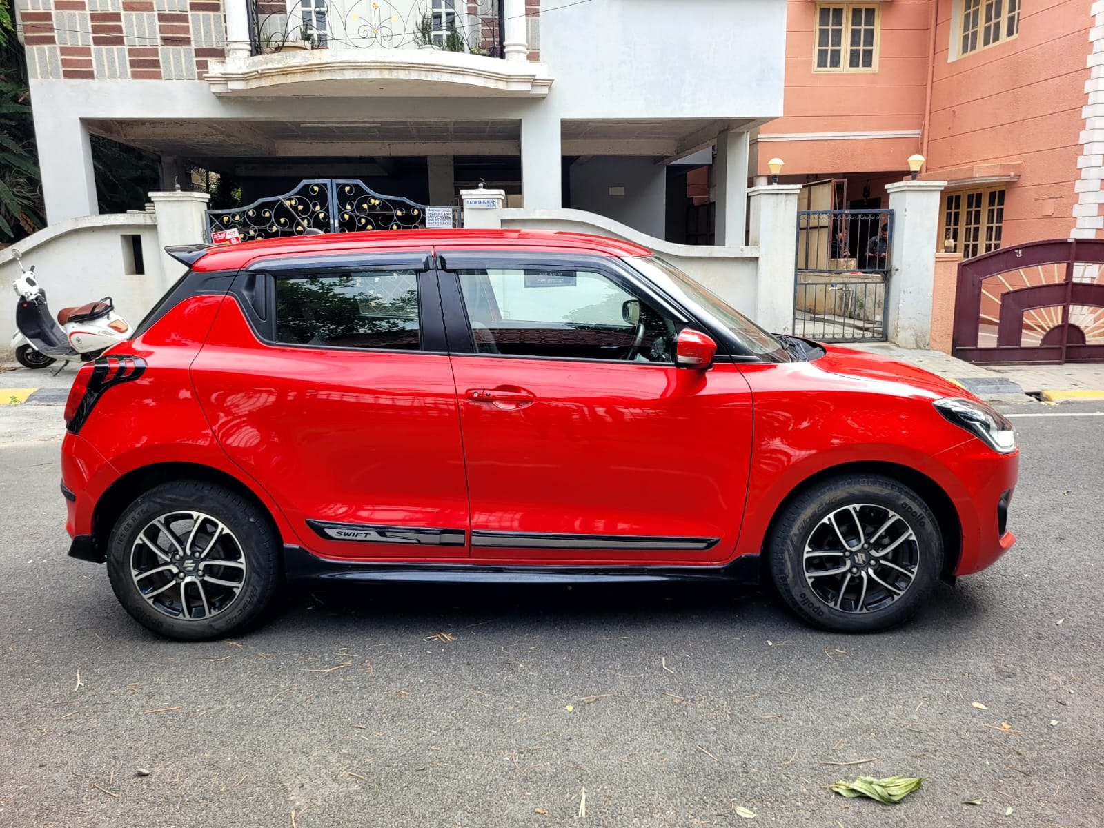 View 2019 Maruti Suzuki Swift ZXI Plus BS IV Image 8 Used 2019 Maruti Suzuki Swift ZXI Plus BS IV Image 8