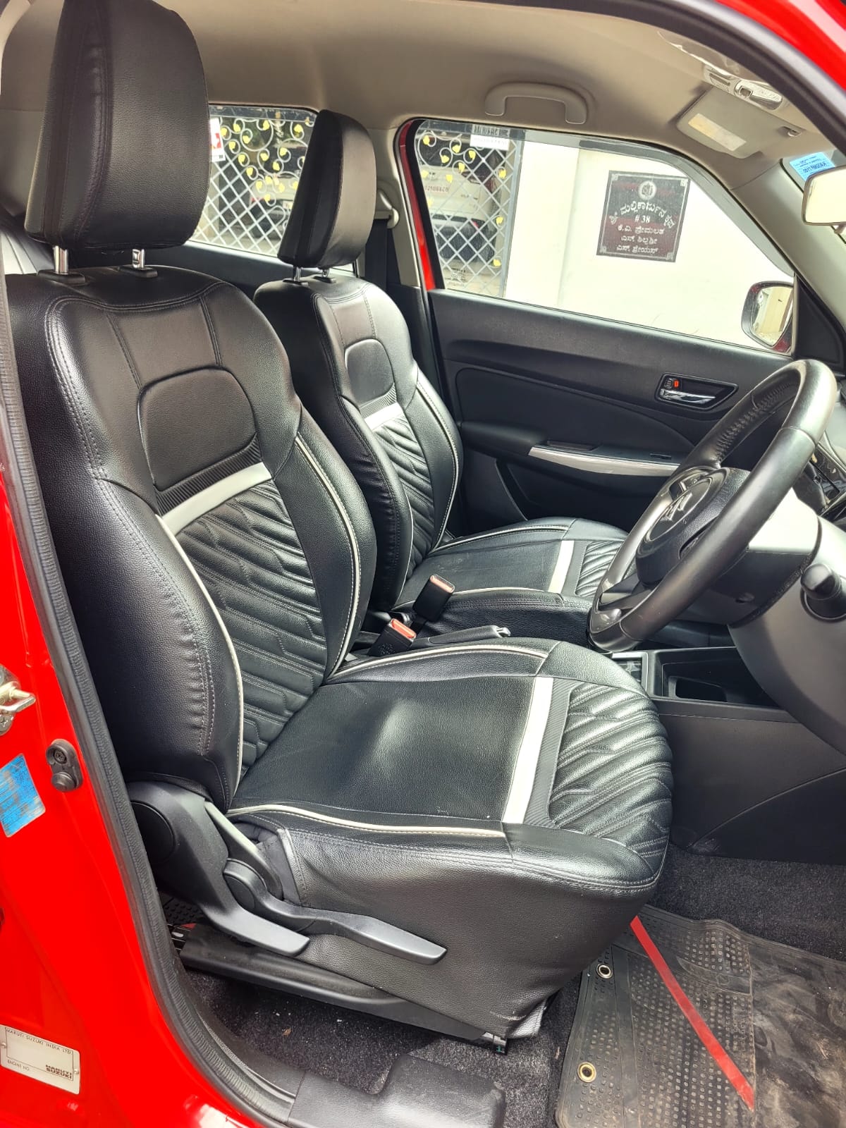 View 2019 Maruti Suzuki Swift ZXI Plus BS IV Image 6 Used 2019 Maruti Suzuki Swift ZXI Plus BS IV Image 6