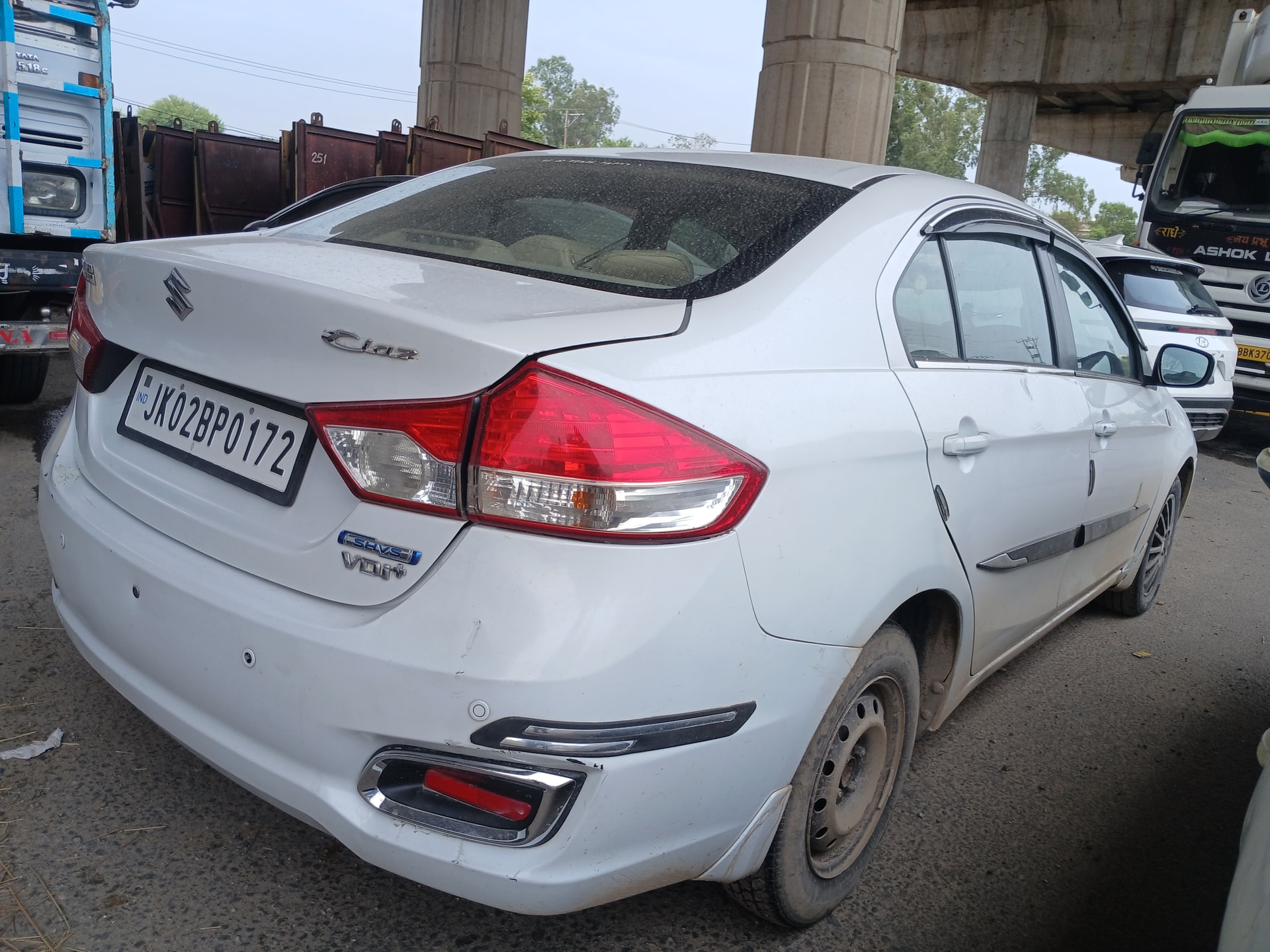 View 2016 Maruti Suzuki Ciaz VXI Plus Image 17 Used 2016 Maruti Suzuki Ciaz VXI Plus Image 17