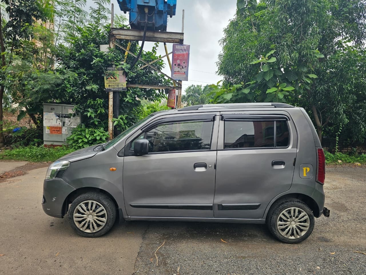 View 2012 Maruti Suzuki Wagon R VXI 1.0 BS IV Image 4 Used 2012 Maruti Suzuki Wagon R VXI 1.0 BS IV Image 4