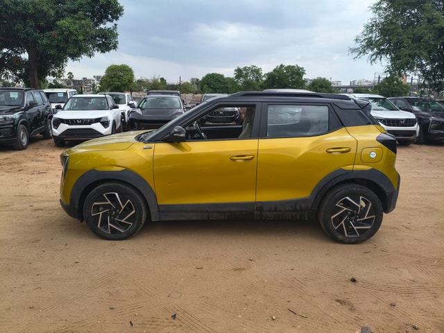 View Mahindra XUV 3XO Image 4 Used Mahindra XUV 3XO Image 4