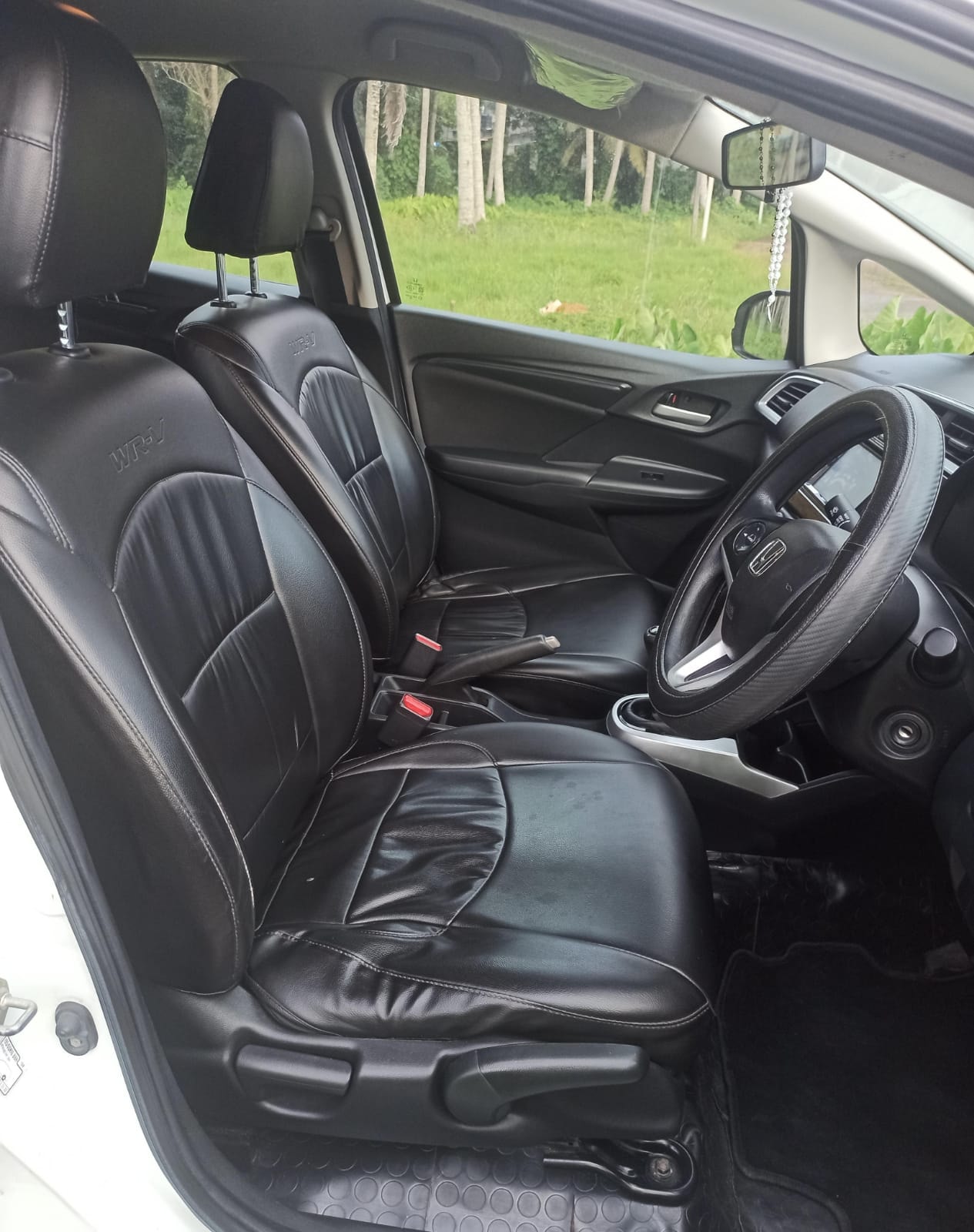 View 2017 Honda WR-V S MT Diesel BS IV Image 13 Used 2017 Honda WR-V S MT Diesel BS IV Image 13