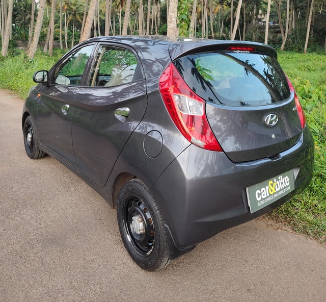 View Hyundai EON Image 10 Used Hyundai EON Image 10