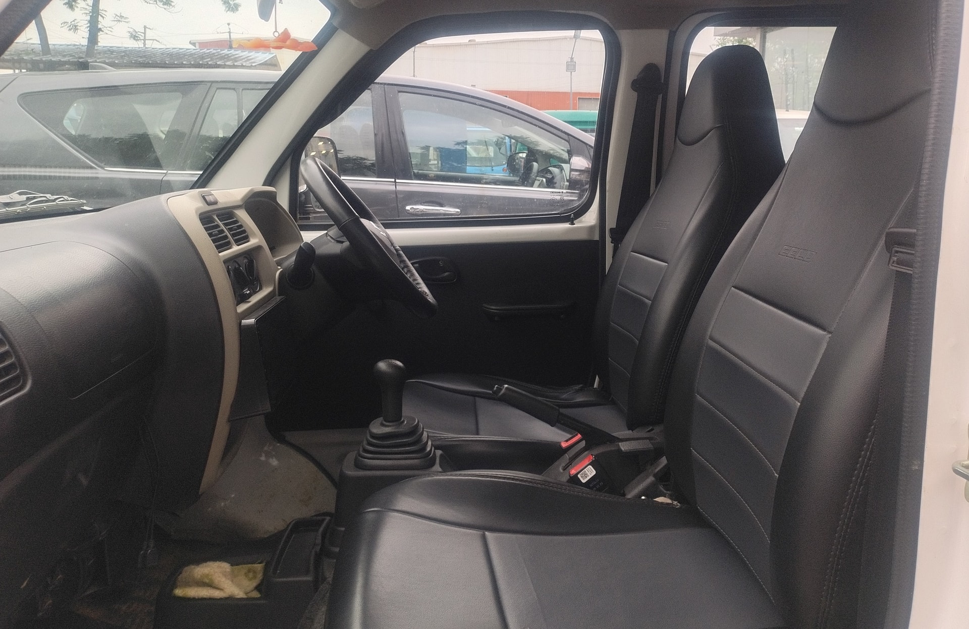 View 2023 Maruti Suzuki Eeco 5-Seater AC Image 13 Used 2023 Maruti Suzuki Eeco 5-Seater AC Image 13