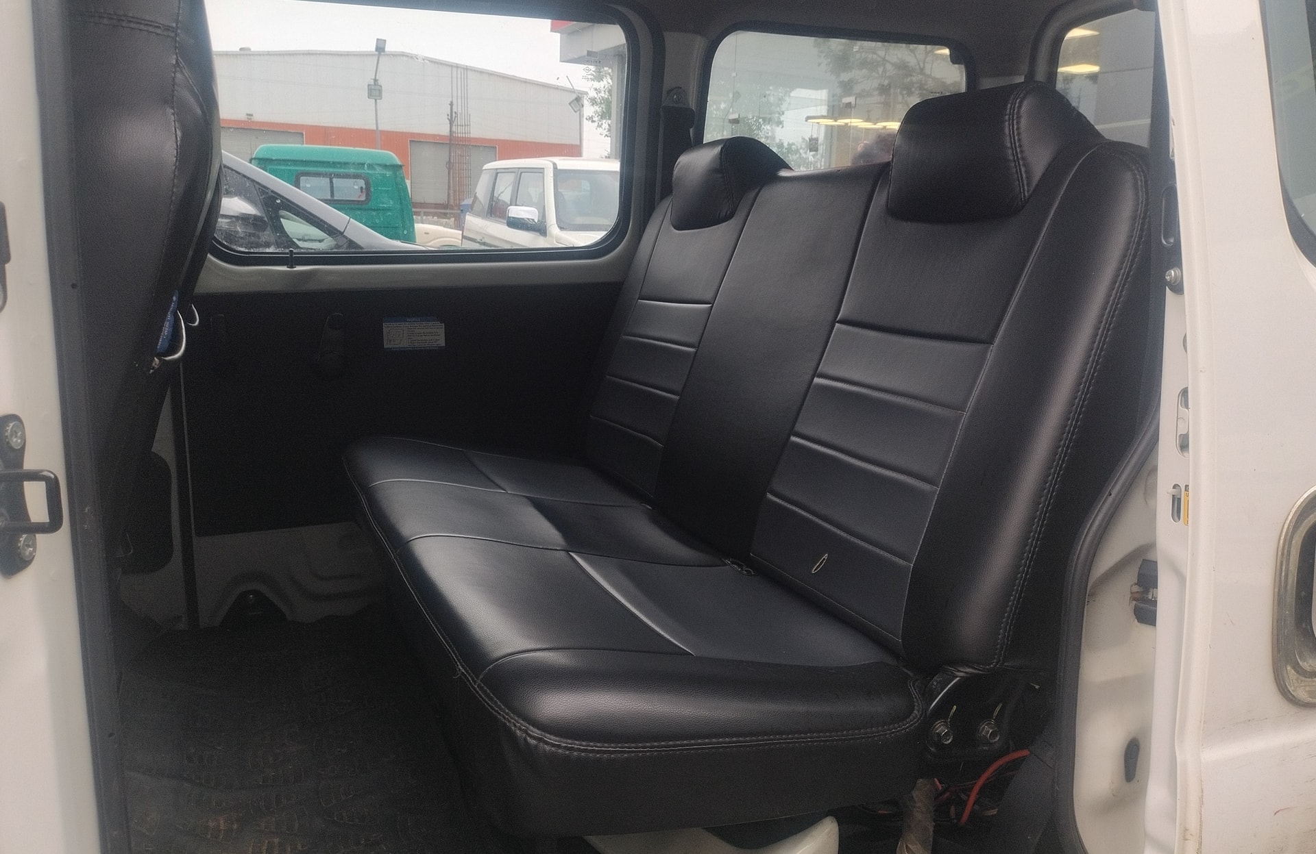 View 2023 Maruti Suzuki Eeco 5-Seater AC Image 14 Used 2023 Maruti Suzuki Eeco 5-Seater AC Image 14