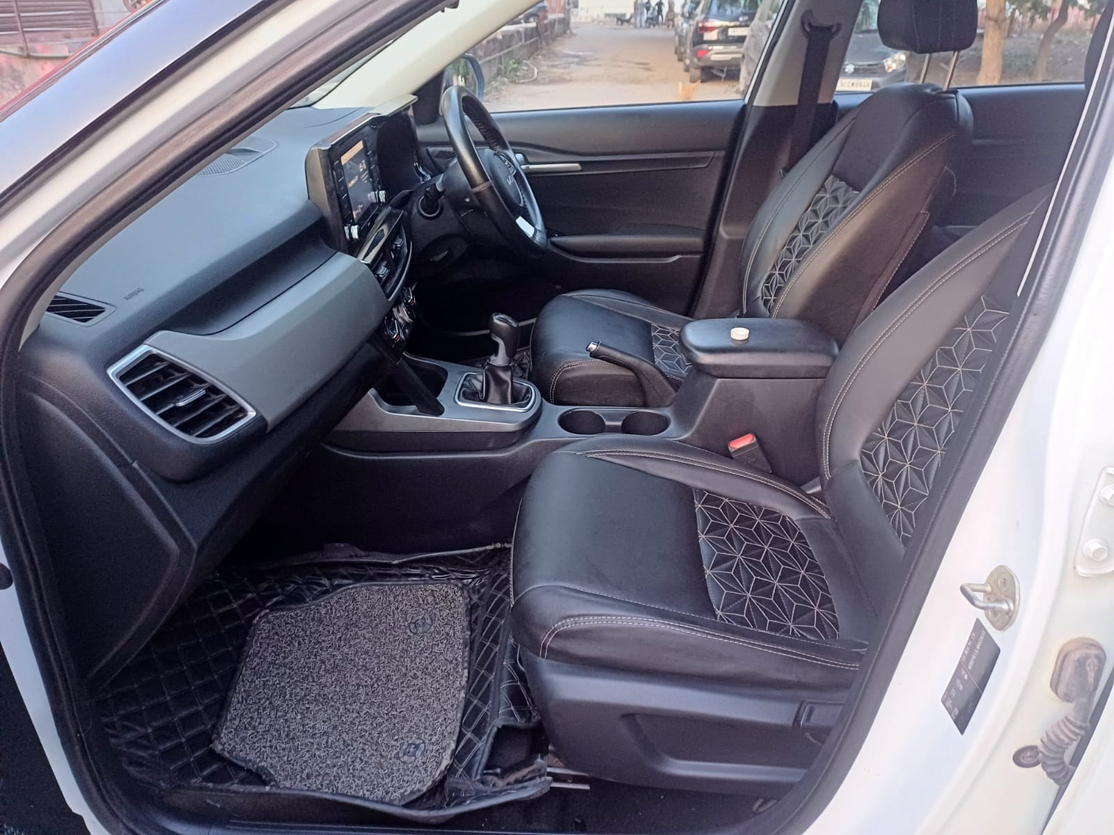 View 2022 Kia Seltos HTK Diesel Image 3 Used 2022 Kia Seltos HTK Diesel Image 3