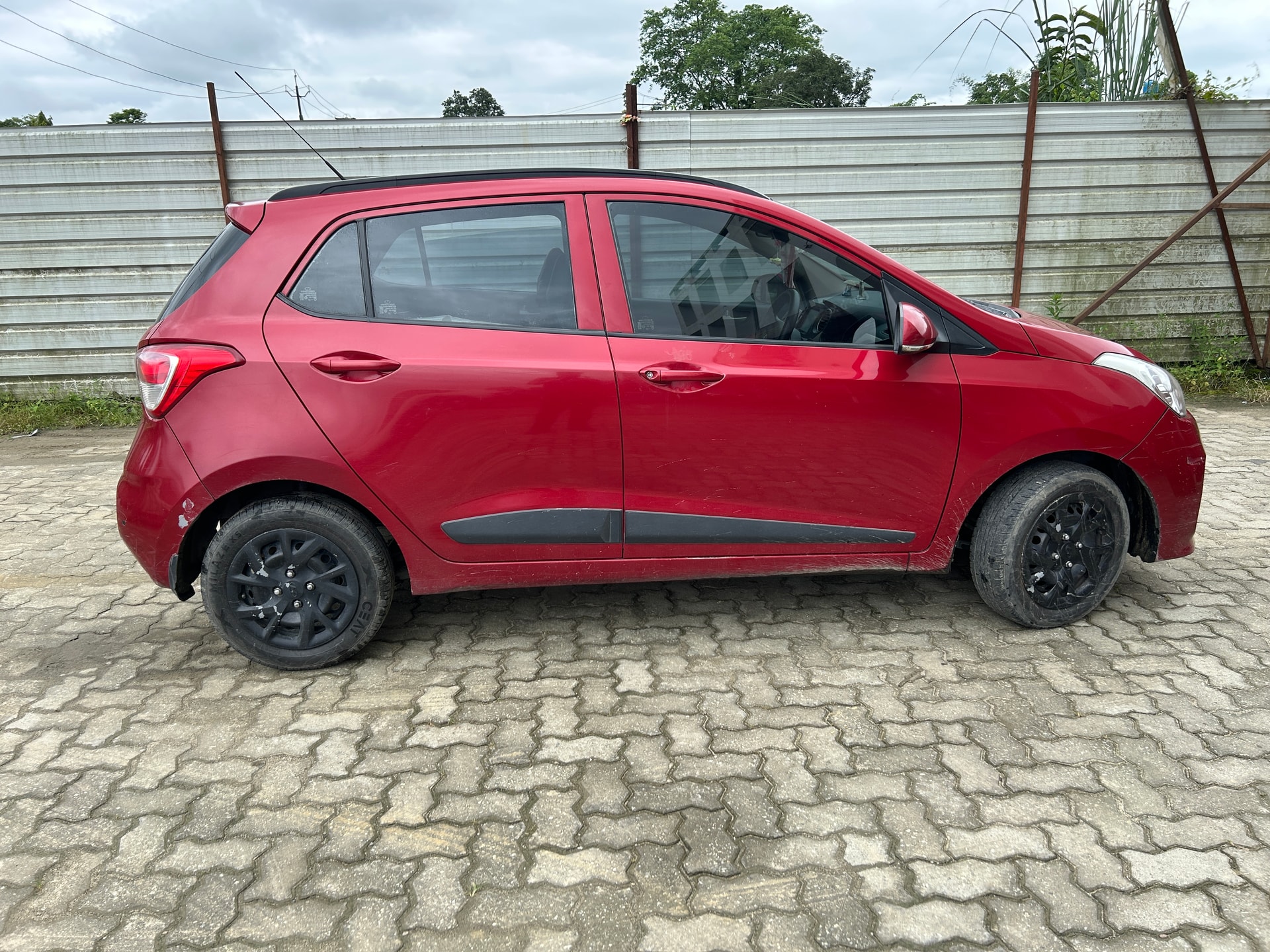 Used 2017 Hyundai Grand i10 Used 2017 Hyundai Grand i10