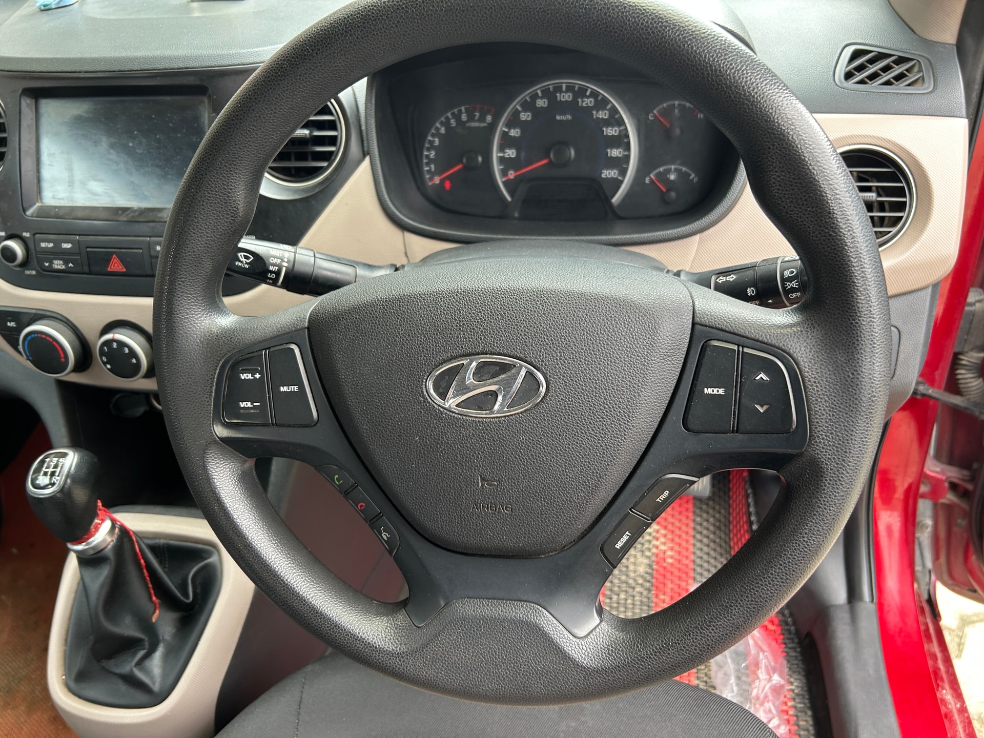 Used 2017 Hyundai Grand i10 Used 2017 Hyundai Grand i10