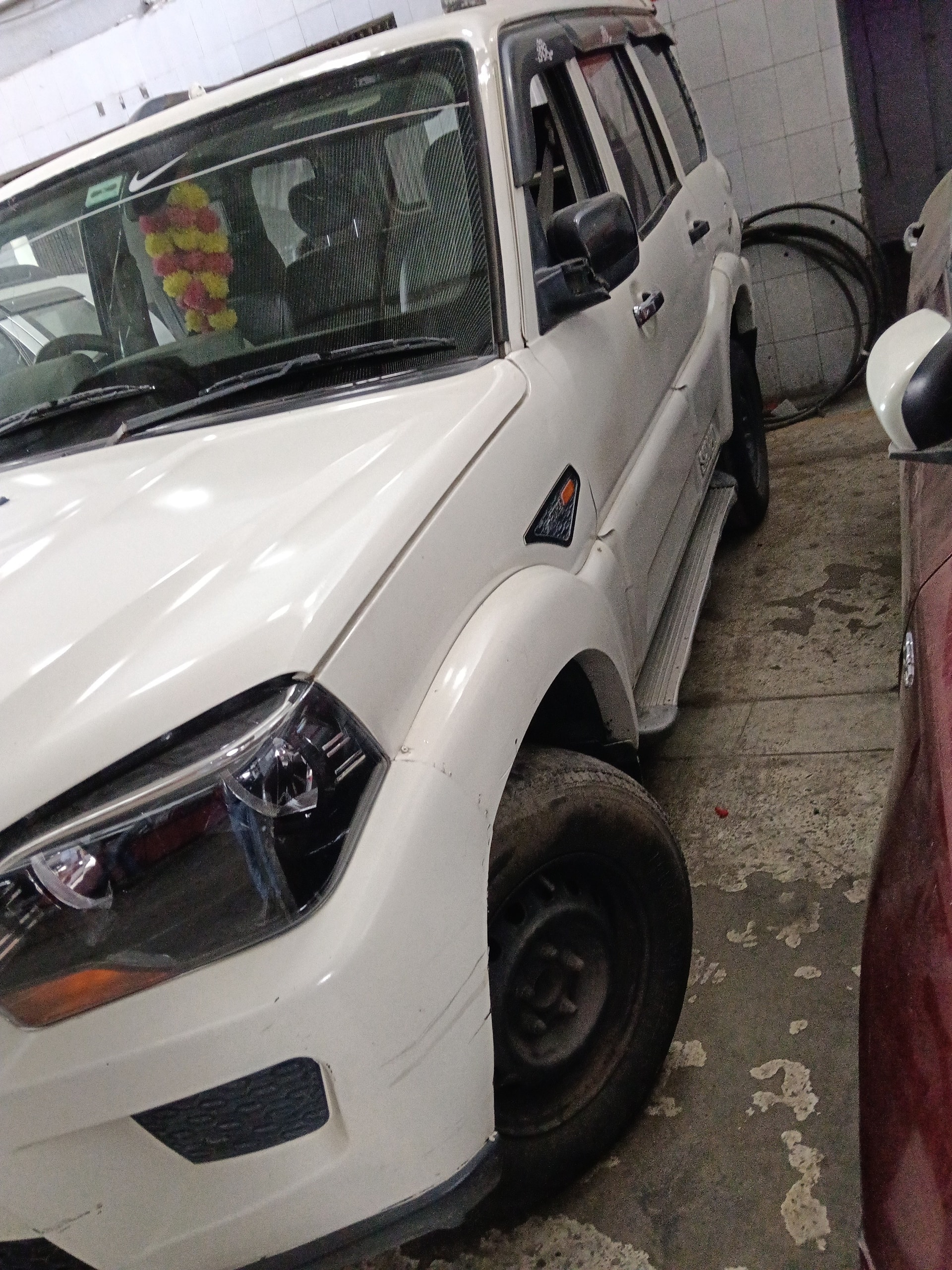 View 2015 Mahindra Scorpio S2 2WD Image 7 Used 2015 Mahindra Scorpio S2 2WD Image 7