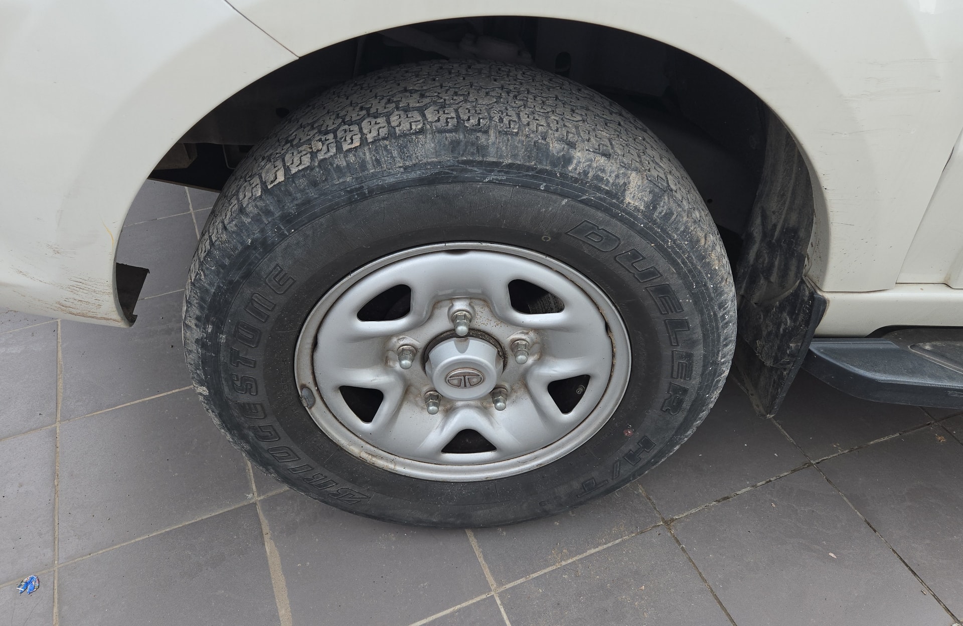 View 2015 Tata Safari Storme Ex Refreshed Image 14 Used 2015 Tata Safari Storme Ex Refreshed Image 14