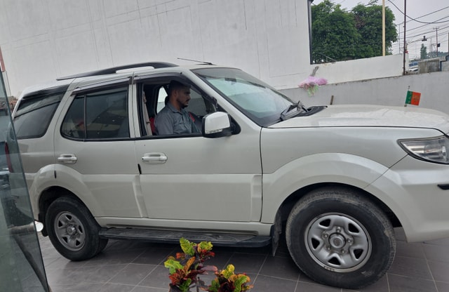 View Tata Safari Storme Image 7 Used Tata Safari Storme Image 7