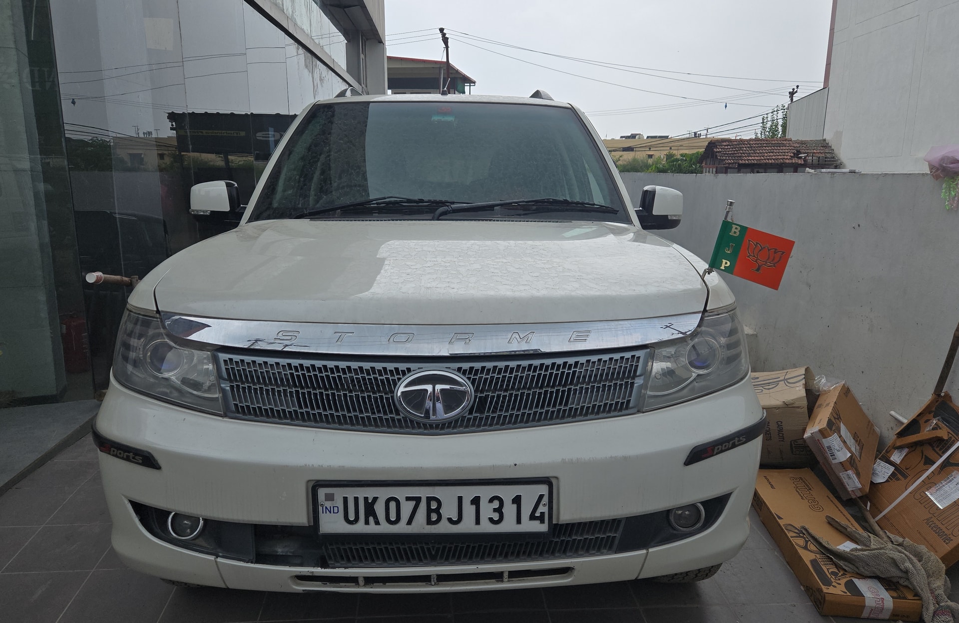 Used 2015 Tata Safari Storme Used 2015 Tata Safari Storme
