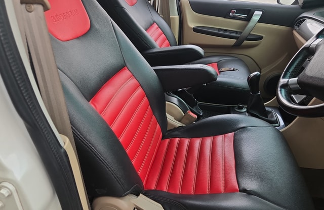 View Tata Safari Storme Image 13 Used Tata Safari Storme Image 13