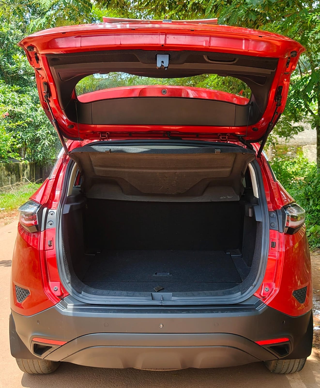 View 2020 Tata Harrier XM Image 17 Used 2020 Tata Harrier XM Image 17