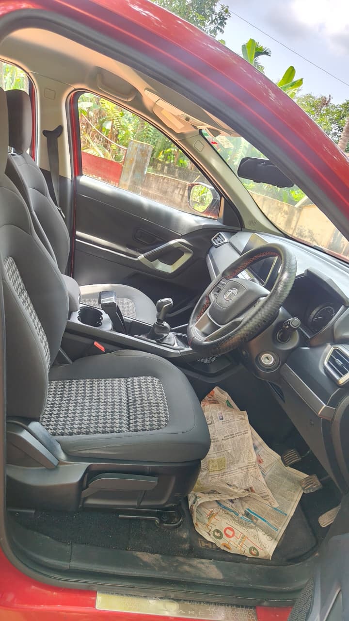 View 2020 Tata Harrier XM Image 13 Used 2020 Tata Harrier XM Image 13