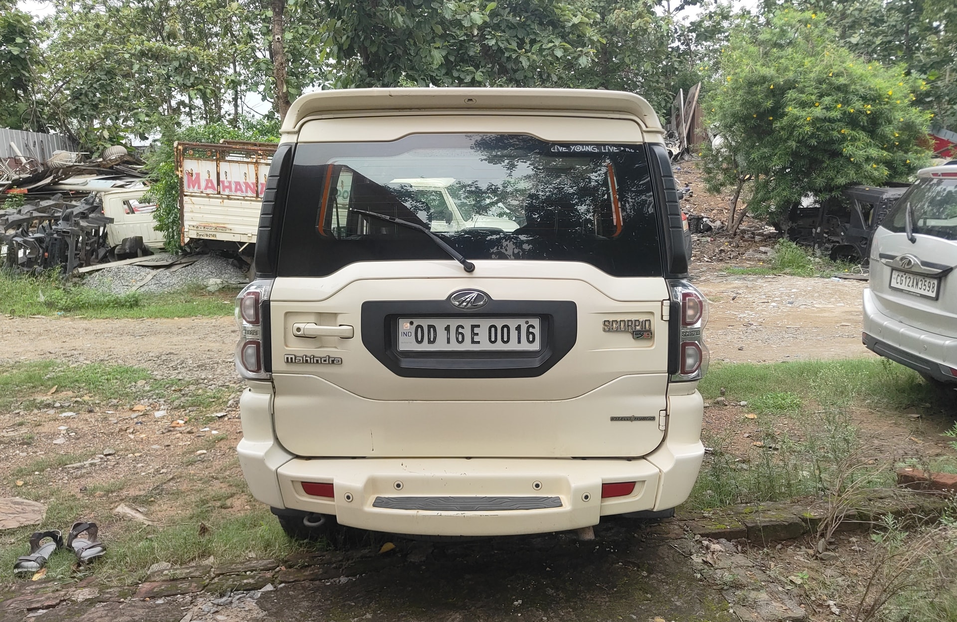 View 2017 Mahindra Scorpio S10 4WD Image 3 Used 2017 Mahindra Scorpio S10 4WD Image 3