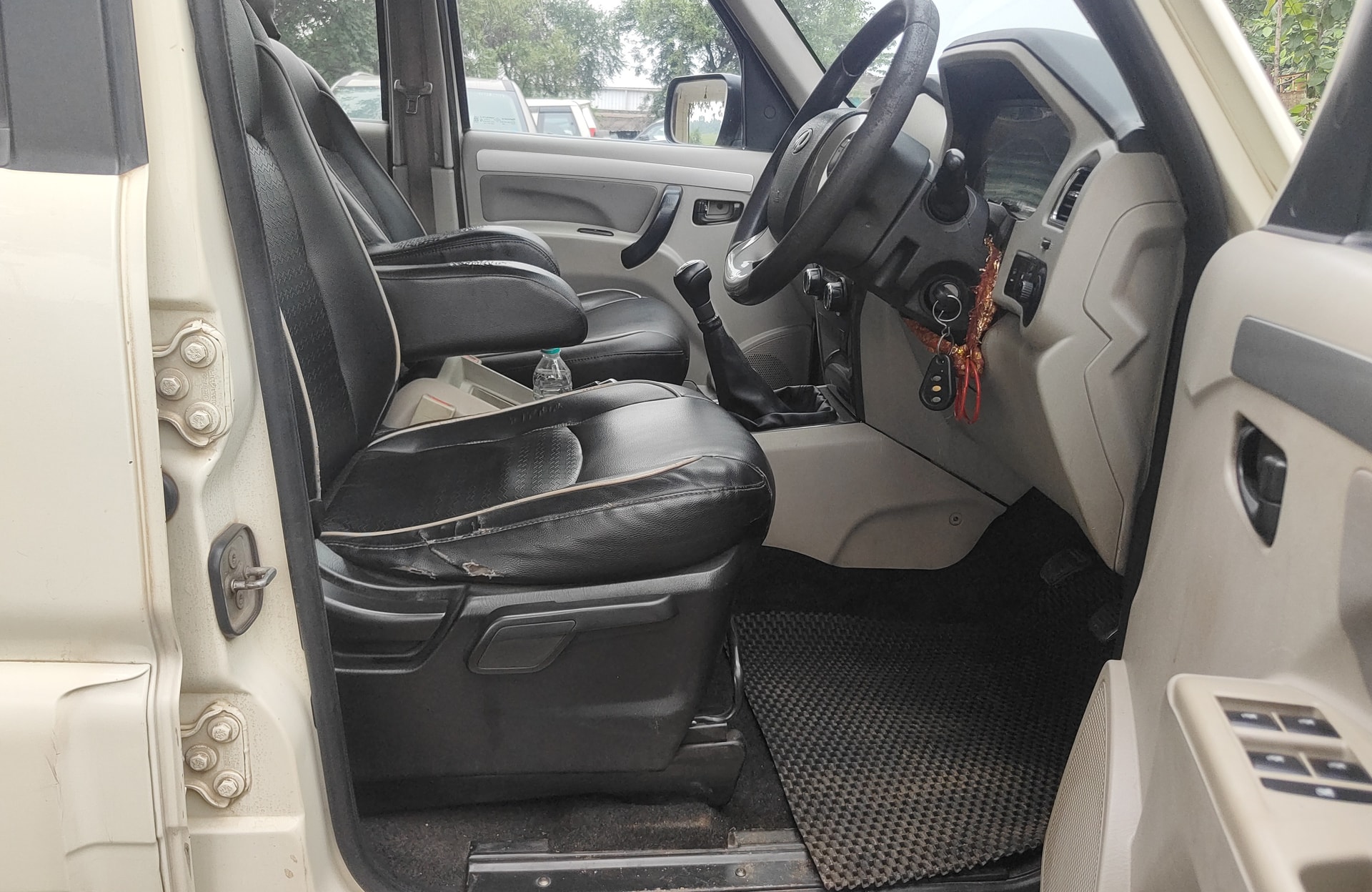 View 2017 Mahindra Scorpio S10 4WD Image 13 Used 2017 Mahindra Scorpio S10 4WD Image 13
