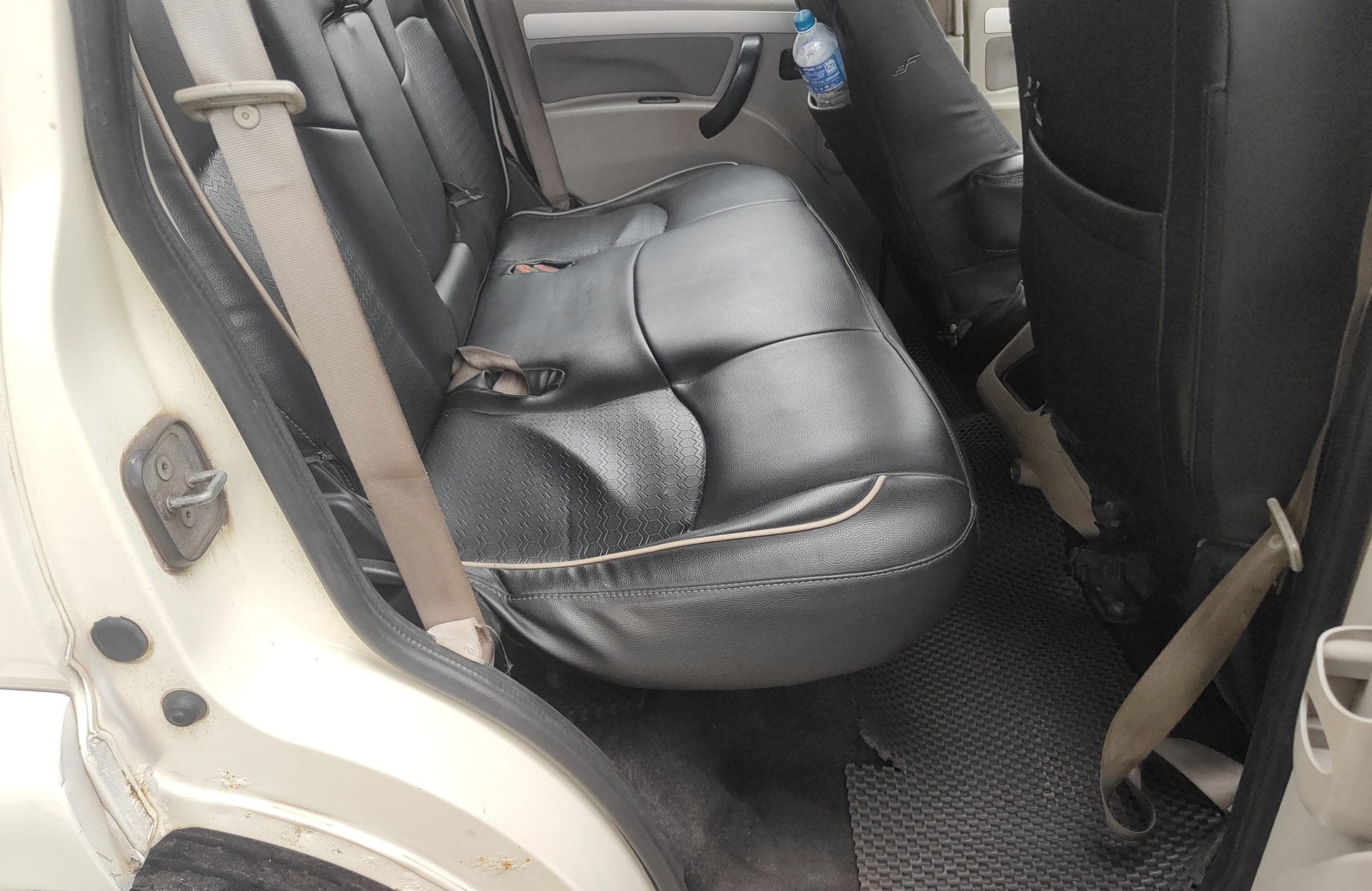 View 2017 Mahindra Scorpio S10 4WD Image 14 Used 2017 Mahindra Scorpio S10 4WD Image 14