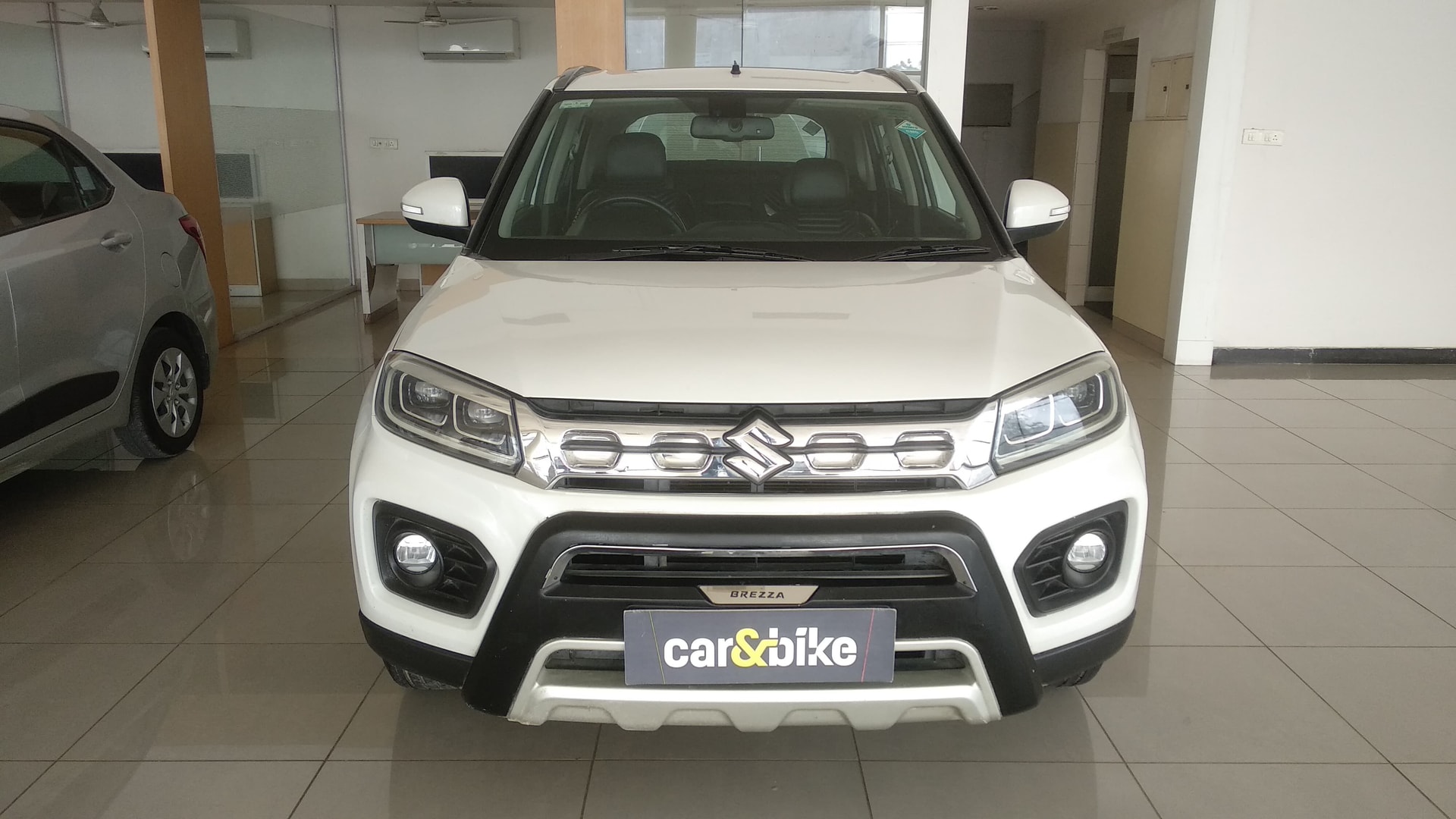 View 2021 Maruti Suzuki Vitara Brezza ZXI Plus Image 2 Used 2021 Maruti Suzuki Vitara Brezza ZXI Plus Image 2