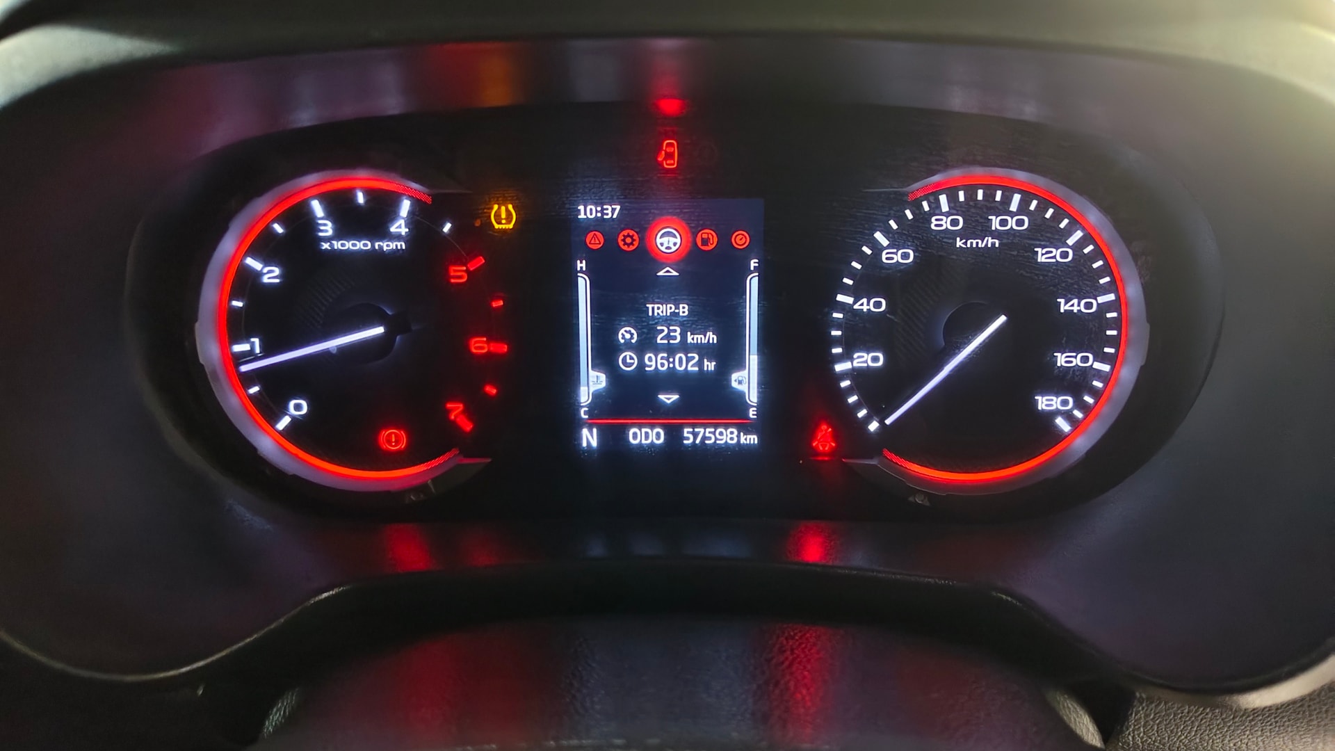 View 2022 Mahindra Thar LX Manual 4 Seater Hard Top Diesel Image 7 Used 2022 Mahindra Thar LX Manual 4 Seater Hard Top Diesel Image 7