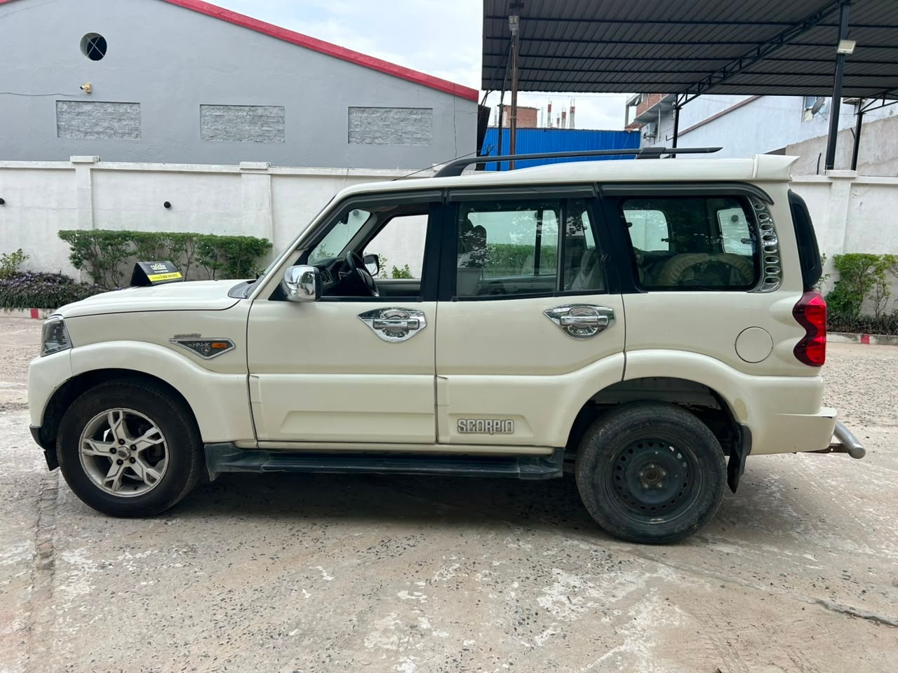 View 2014 Mahindra Scorpio S10 4WD Image 6 Used 2014 Mahindra Scorpio S10 4WD Image 6