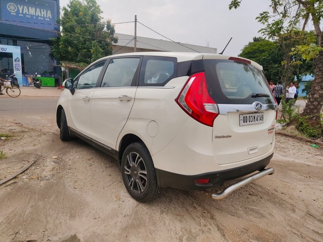 View Mahindra Marazzo Image 10 Used Mahindra Marazzo Image 10