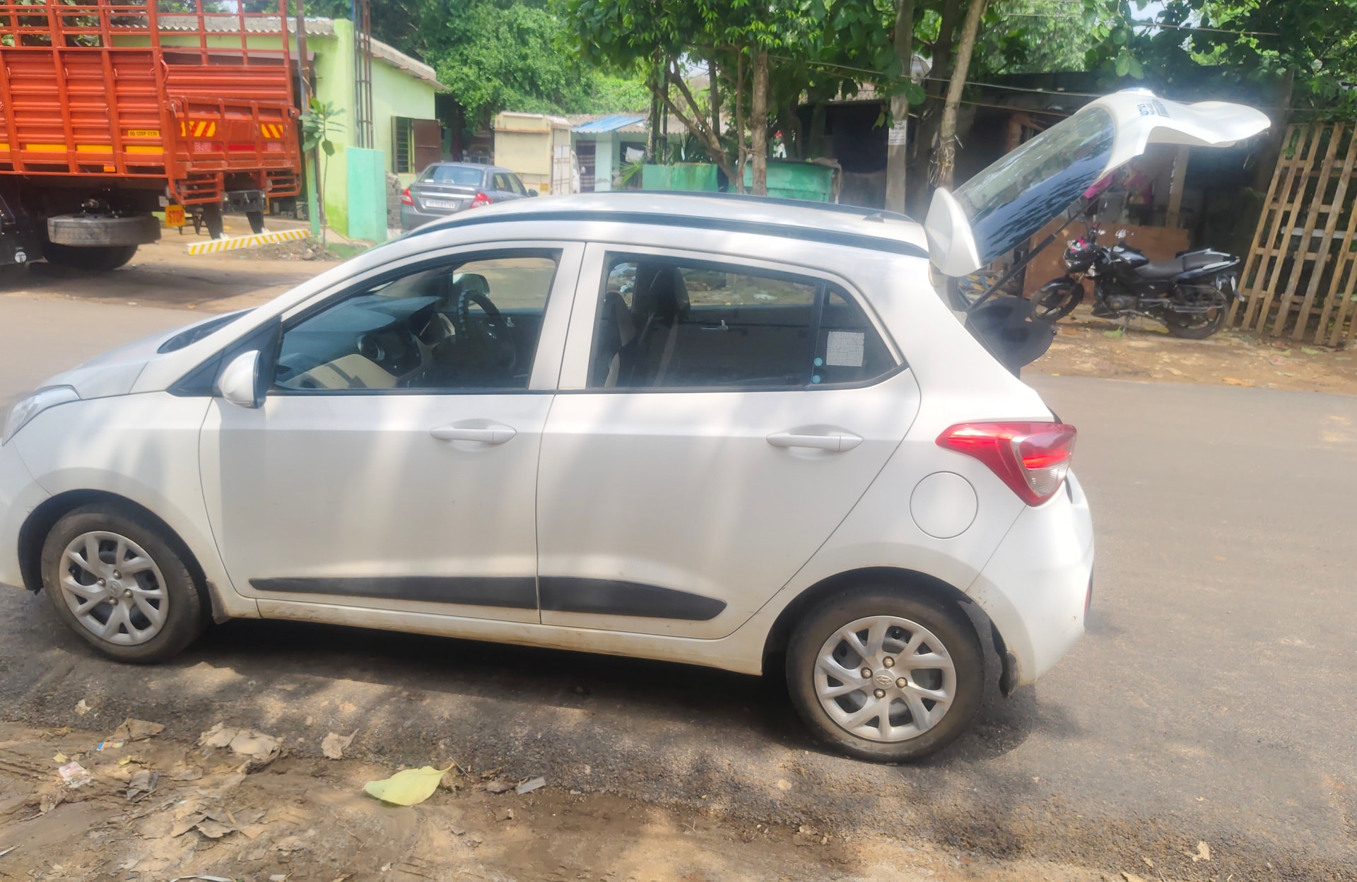 Used 2018 Hyundai Grand i10 Used 2018 Hyundai Grand i10