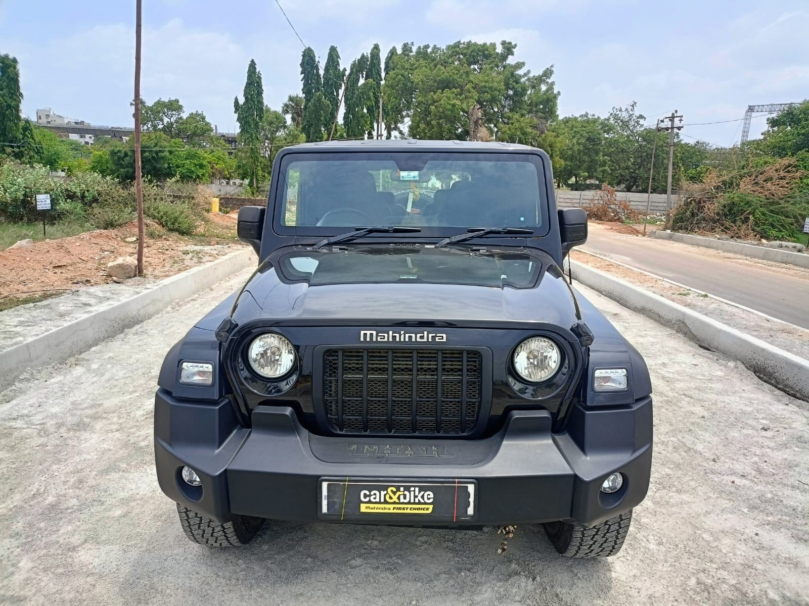 View 2024 Mahindra Thar LX Manual 4 Seater Hard Top Diesel Image 2 Used 2024 Mahindra Thar LX Manual 4 Seater Hard Top Diesel Image 2