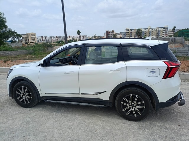 View Mahindra XUV700 Image 5 Used Mahindra XUV700 Image 5