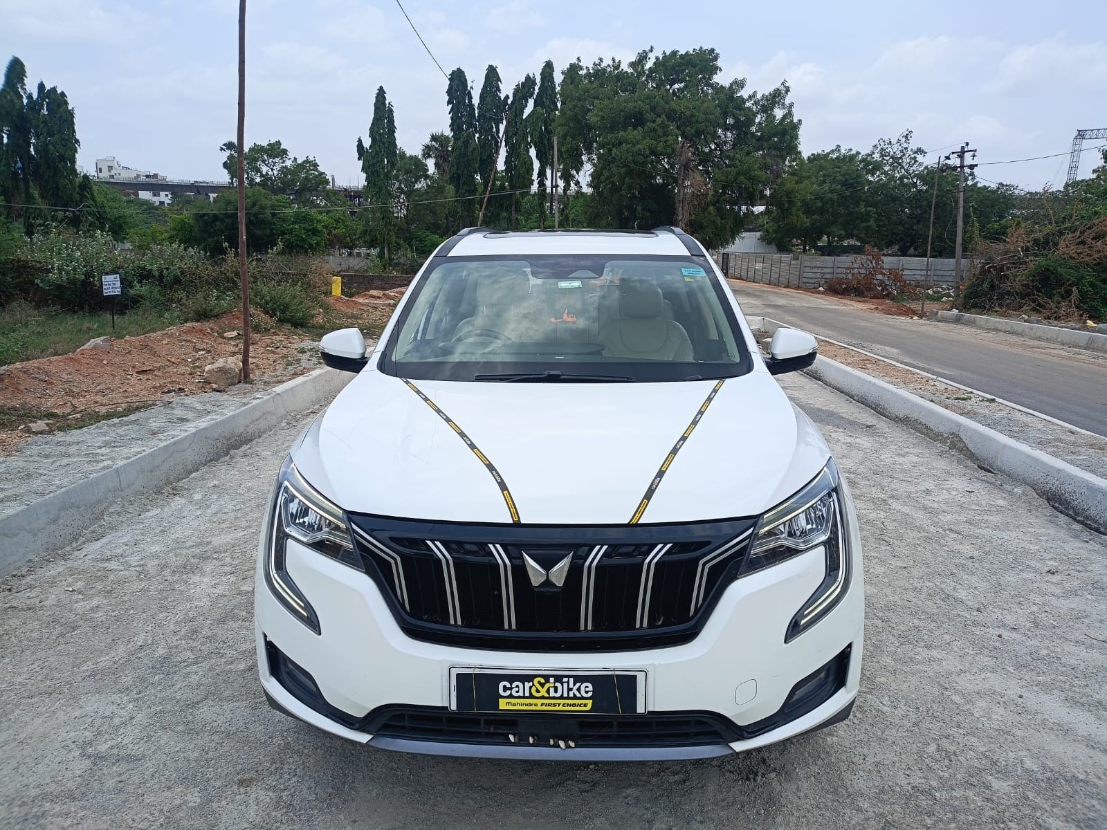 Used 2022 Mahindra XUV700 Used 2022 Mahindra XUV700