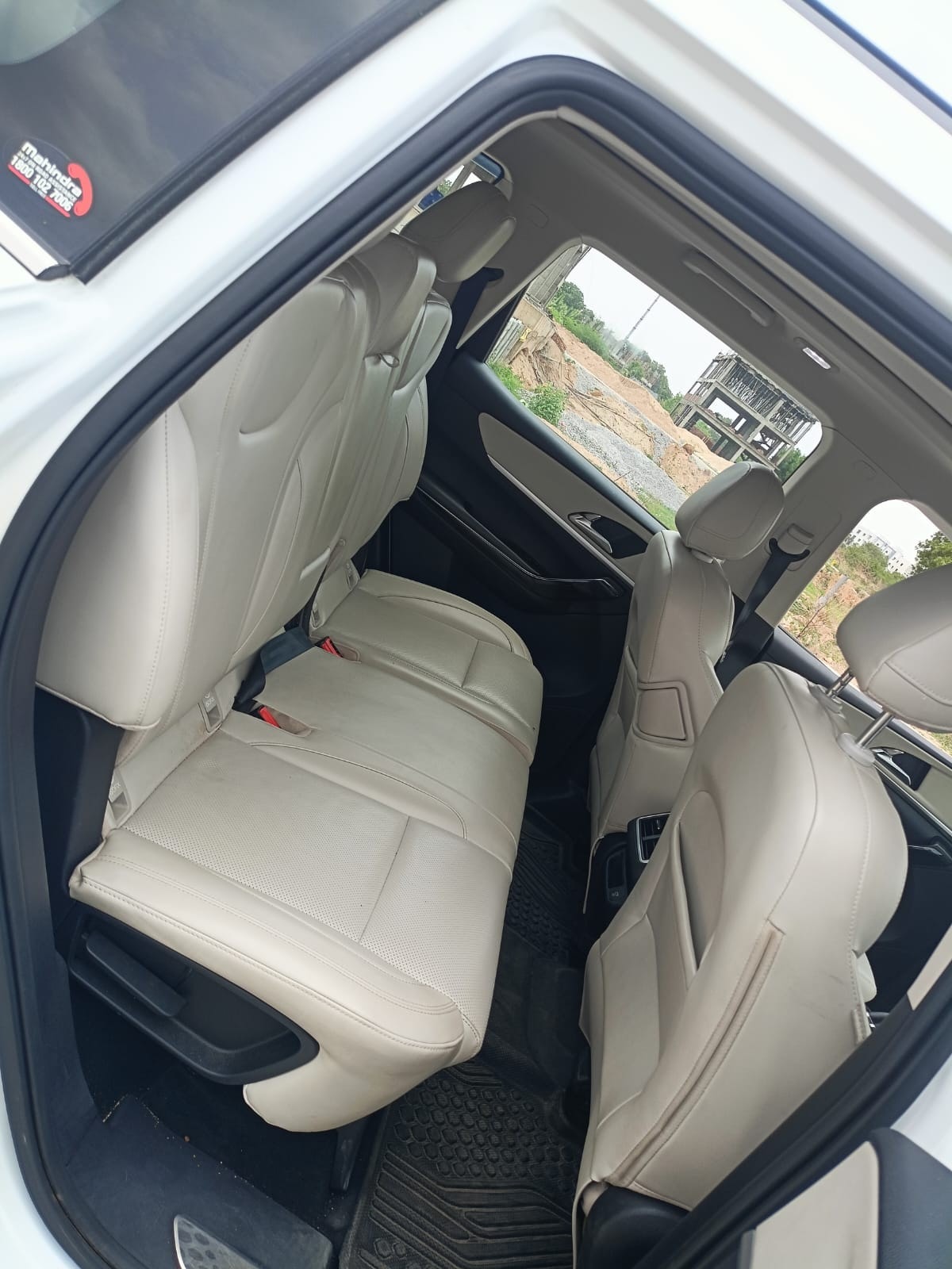 Used 2022 Mahindra XUV700 Used 2022 Mahindra XUV700