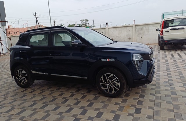 View Mahindra XUV 3XO Image 8 Used Mahindra XUV 3XO Image 8