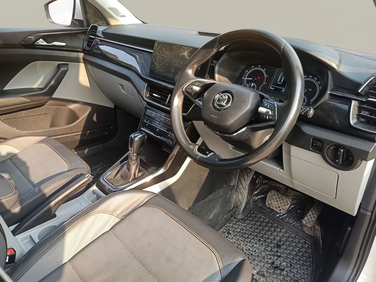 View 2022 Skoda Kushaq Style 1.5 TSI AT Image 3 Used 2022 Skoda Kushaq Style 1.5 TSI AT Image 3
