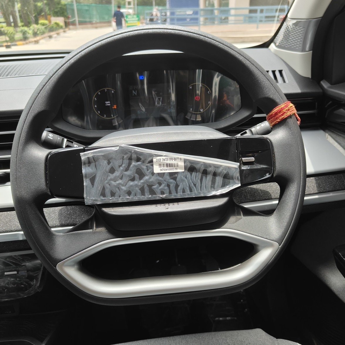 View 2026 Tata Sierra Smart Plus 1.5 Diesel MT Image 11 Used 2026 Tata Sierra Smart Plus 1.5 Diesel MT Image 11