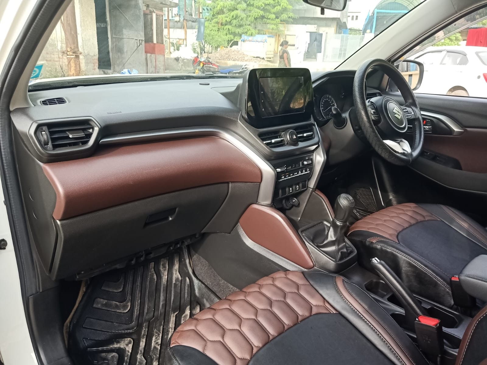 Used 2022 Maruti Suzuki Grand Vitara Used 2022 Maruti Suzuki Grand Vitara
