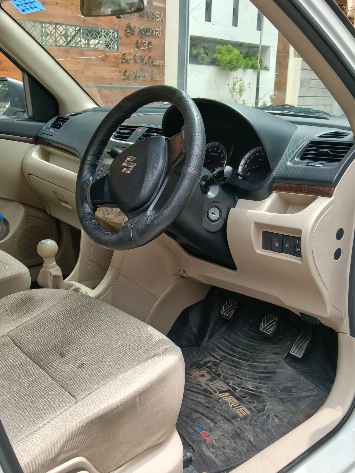 Used 2013 Maruti Suzuki Swift DZire Used 2013 Maruti Suzuki Swift DZire