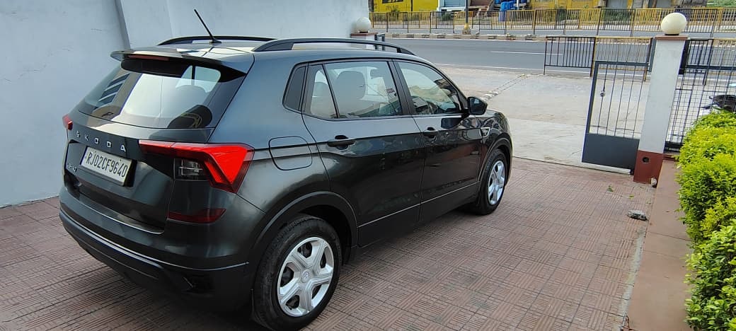 View 2021 Skoda Kushaq Active 1.0 TSI MT Image 9 Used 2021 Skoda Kushaq Active 1.0 TSI MT Image 9