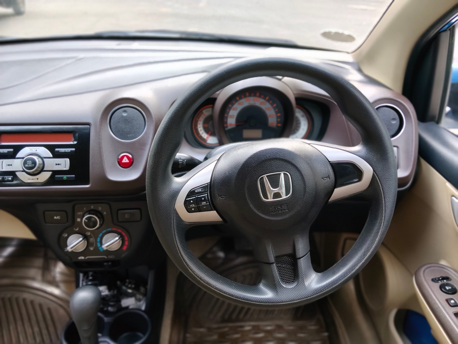 View 2012 Honda Brio V AT Image 11 Used 2012 Honda Brio V AT Image 11