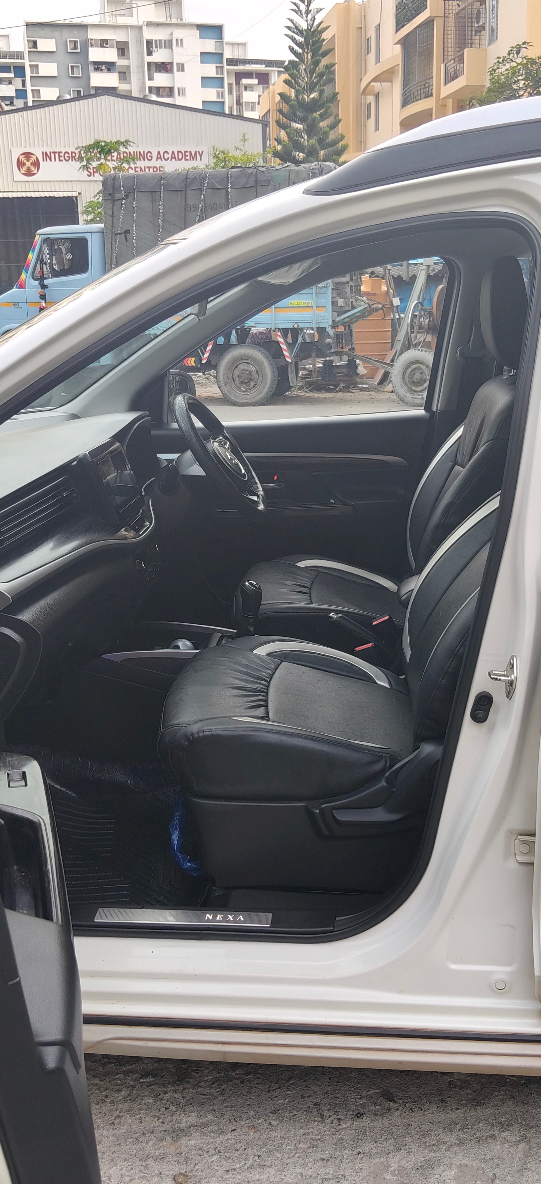 Used 2021 Maruti Suzuki XL6 Used 2021 Maruti Suzuki XL6