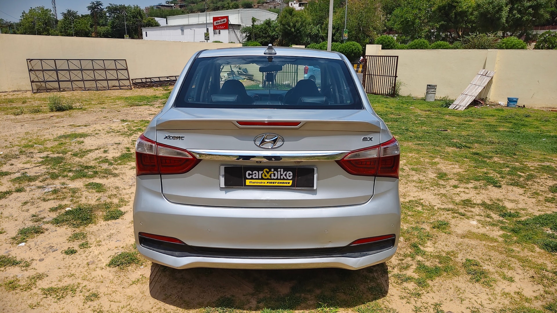 View 2018 Hyundai Xcent SX Petrol Image 3 Used 2018 Hyundai Xcent SX Petrol Image 3