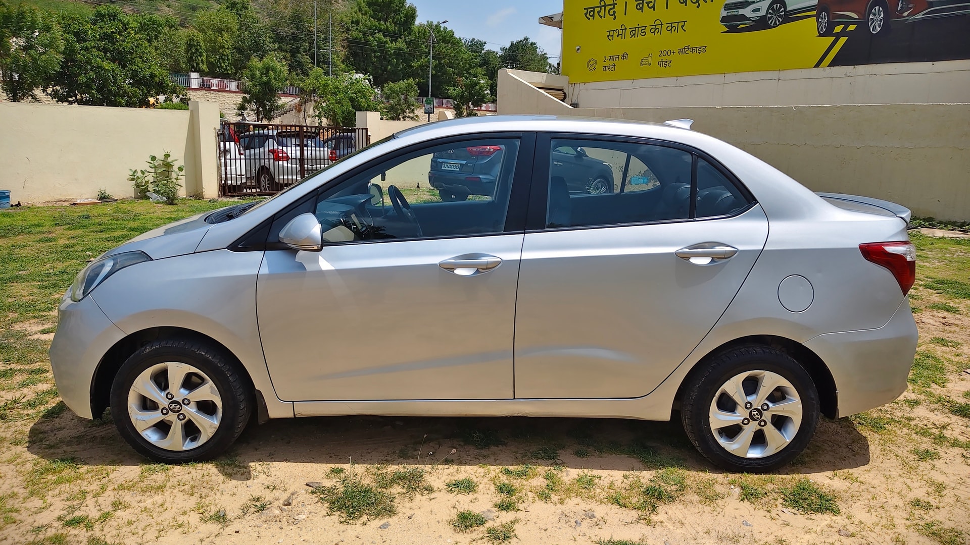 View 2018 Hyundai Xcent SX Petrol Image 4 Used 2018 Hyundai Xcent SX Petrol Image 4
