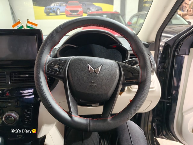 View Mahindra XUV 3XO Image 11 Used Mahindra XUV 3XO Image 11