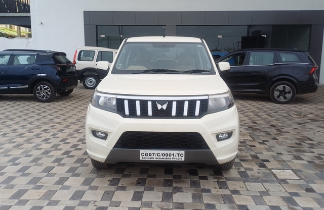 View Mahindra Bolero Neo Plus Image 2 Used Mahindra Bolero Neo Plus Image 2