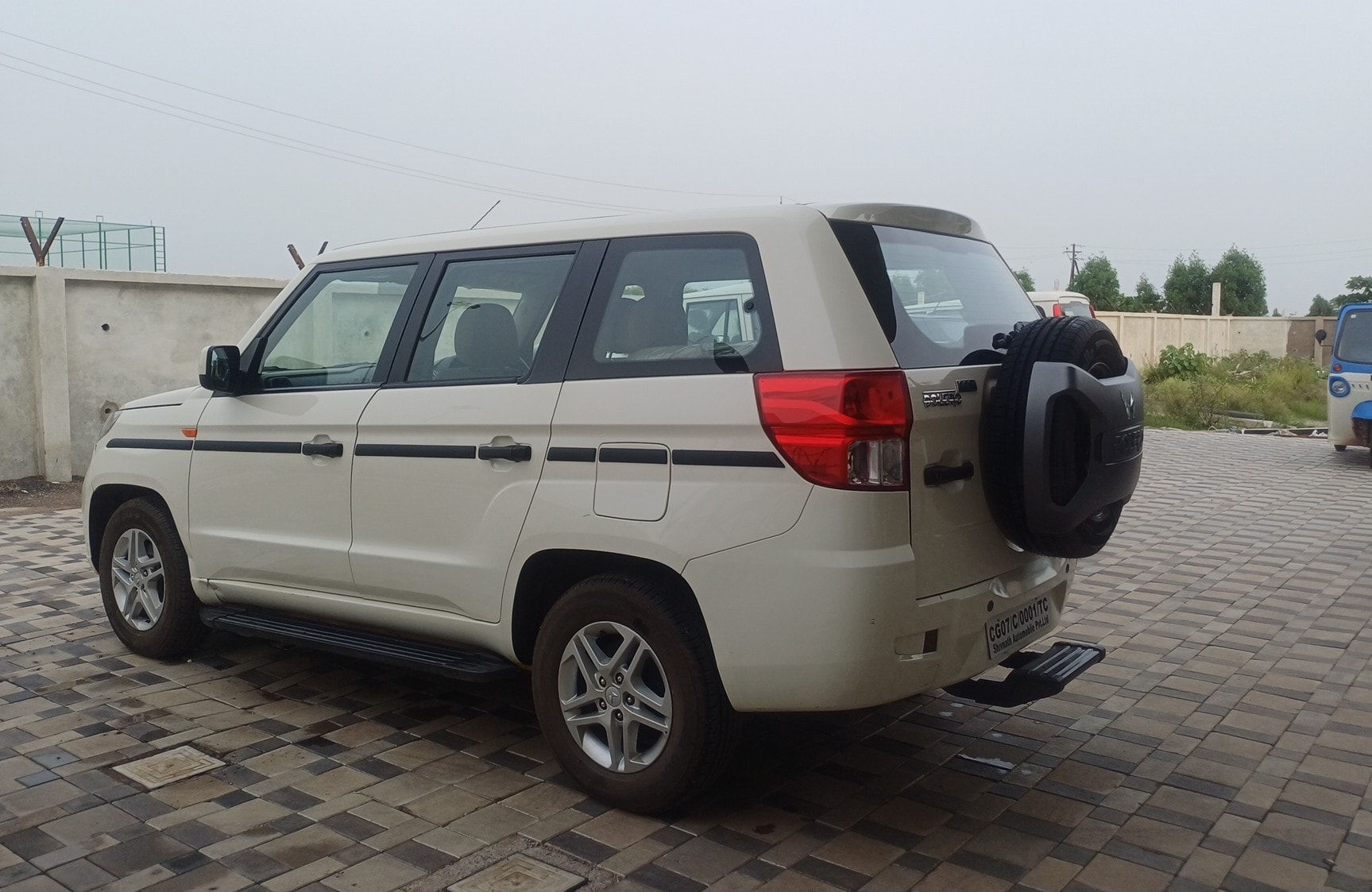 View 2024 Mahindra Bolero Neo Plus P10 Image 10 Used 2024 Mahindra Bolero Neo Plus P10 Image 10