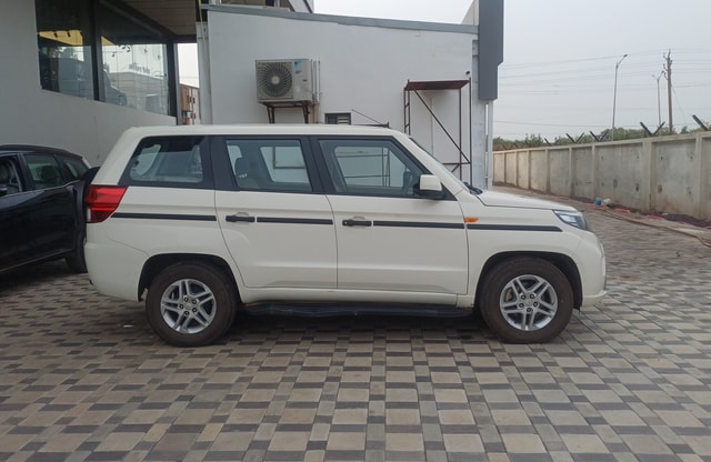View Mahindra Bolero Neo Plus Image 8 Used Mahindra Bolero Neo Plus Image 8