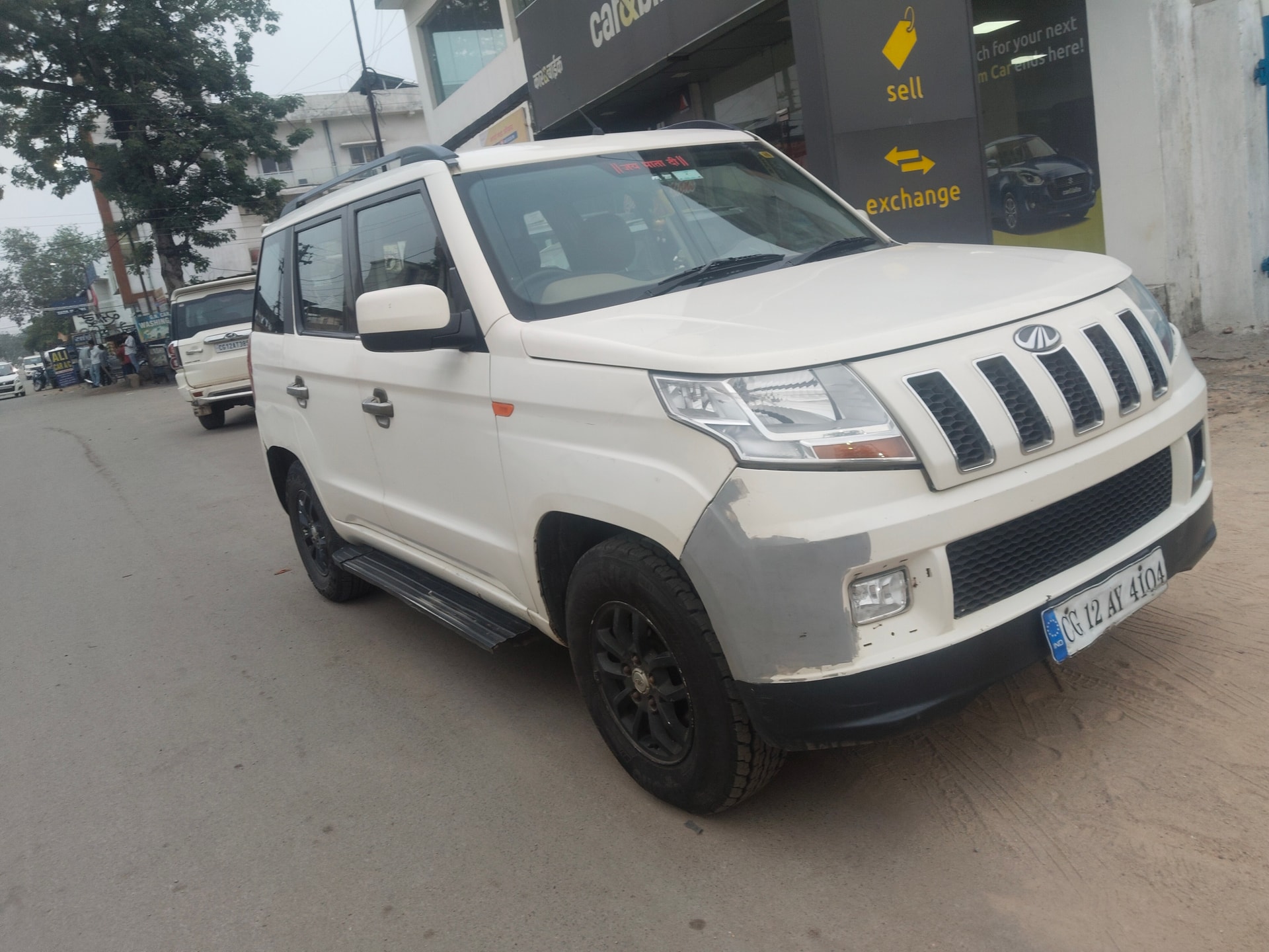 View 2019 Mahindra TUV300 T8 100HP Image 12 Used 2019 Mahindra TUV300 T8 100HP Image 12