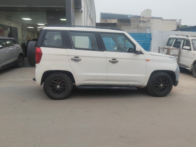 View Mahindra TUV300 Image 8 Used Mahindra TUV300 Image 8